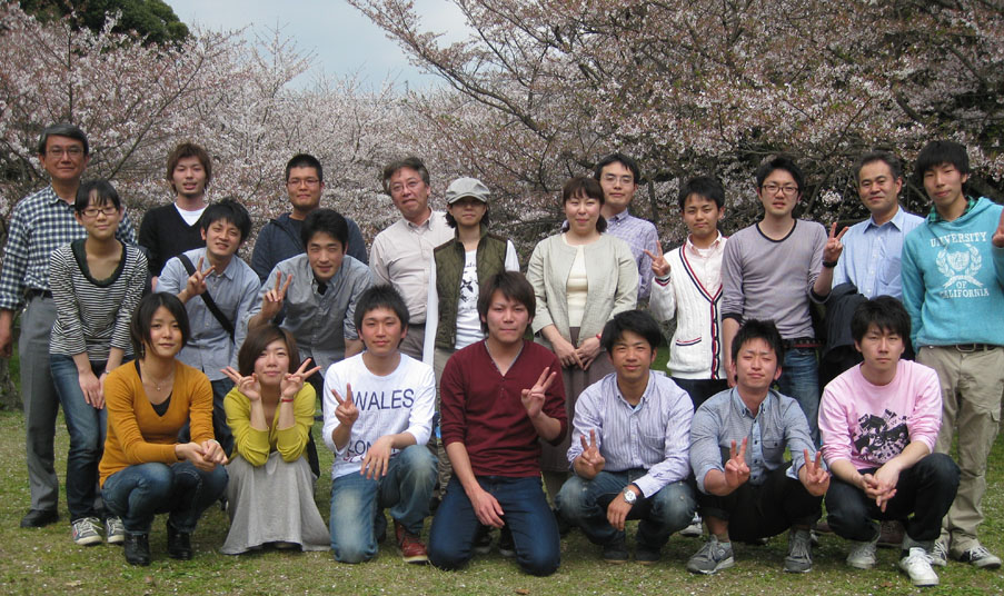 ����24�N�x�����o�[�ʐ^1